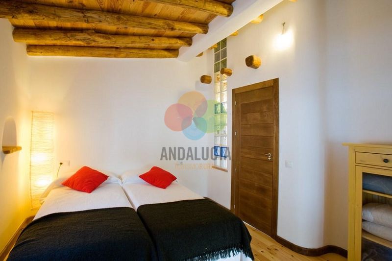 POSADA DEL CANDIL : APARTAMENTO JARAIQUE (5 PAX)