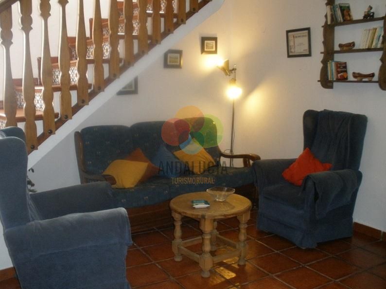 CASA DOLORES (4 adultos + 2 niños)